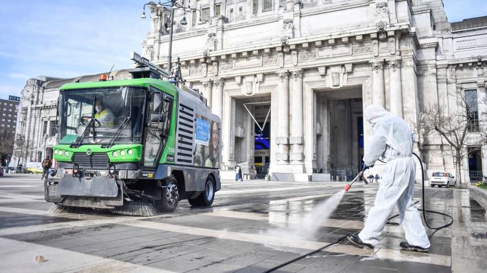 emergenza-coronavirus-a-milano-sanificazione-in-stazione-centra