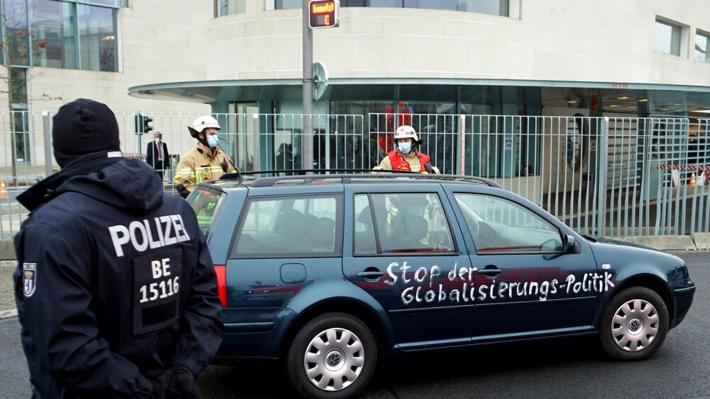germany-chancellery-crash