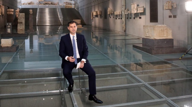 Ο υπουργός Τουρισμού Χάρης Θεοχάρης μιλάει κατά τη διάρκεια διαδικτυακής συνέντευξης Τύπου με θέμα “Return to Greece: The journey to revive a unique experience has just started”, στο πλαίσιο της διεθνούς Τουριστικής Έκθεσης ΙΤΒ, έκθεσης που παραδοσιακά αποτελεί βαρόμετρο, ενόψει του ανοίγματος της τουριστικής αγοράς και φέτος πραγματοποιείται ψηφιακά λόγω της πανδημίας, στο Μουσείο Ακρόπολης, την Τρίτη 09 Μαρτίου 2021. ΑΠΕ-ΜΠΕ/ΑΠΕ-ΜΠΕ/ΑΛΕΞΑΝΔΡΟΣ ΜΠΕΛΤΕΣ