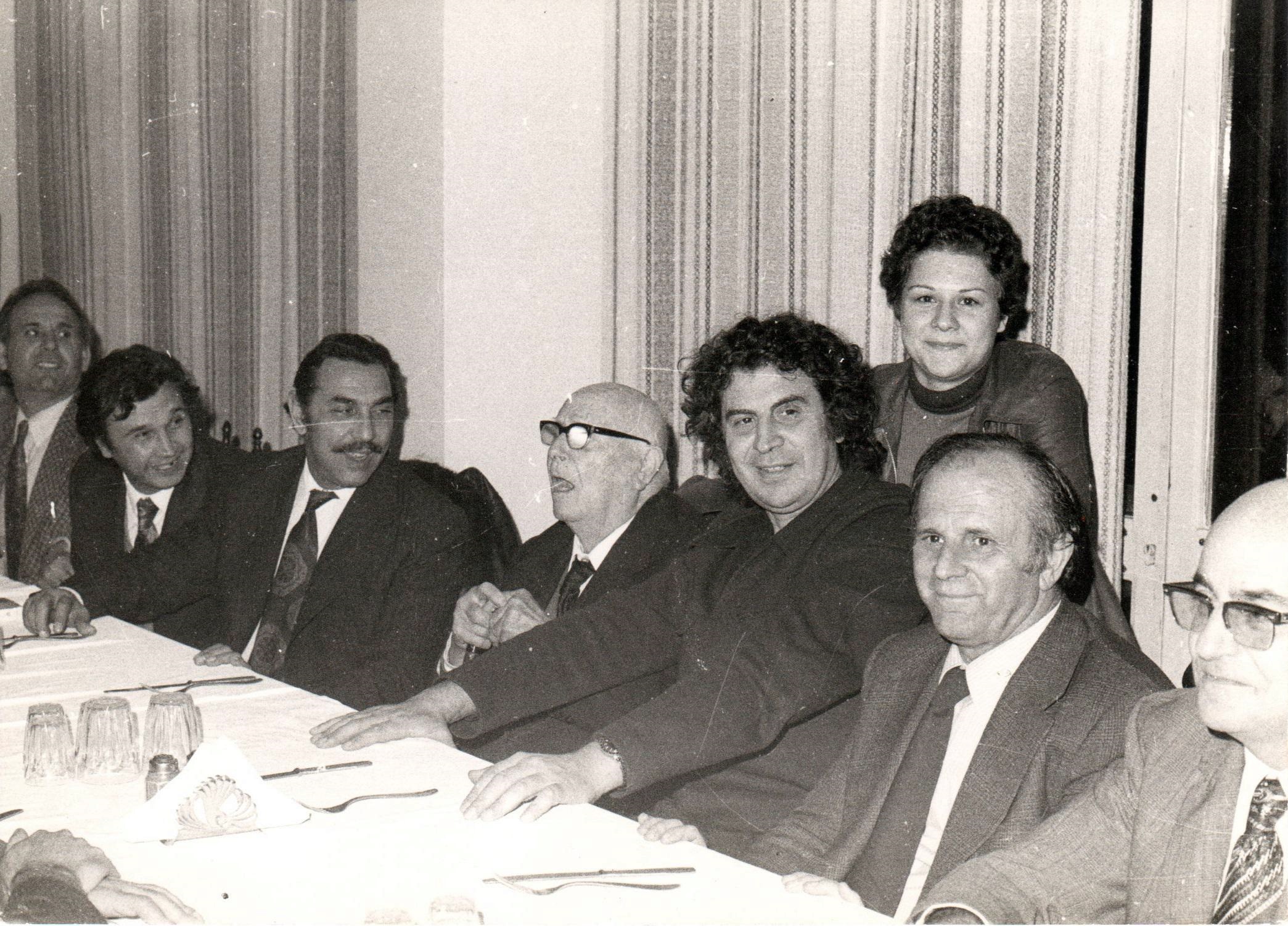 10_mikis_theodorakis_ionio