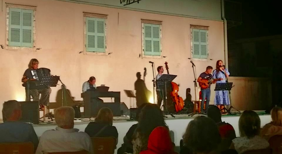 241176634_822464451678079_2990265039520526242_n