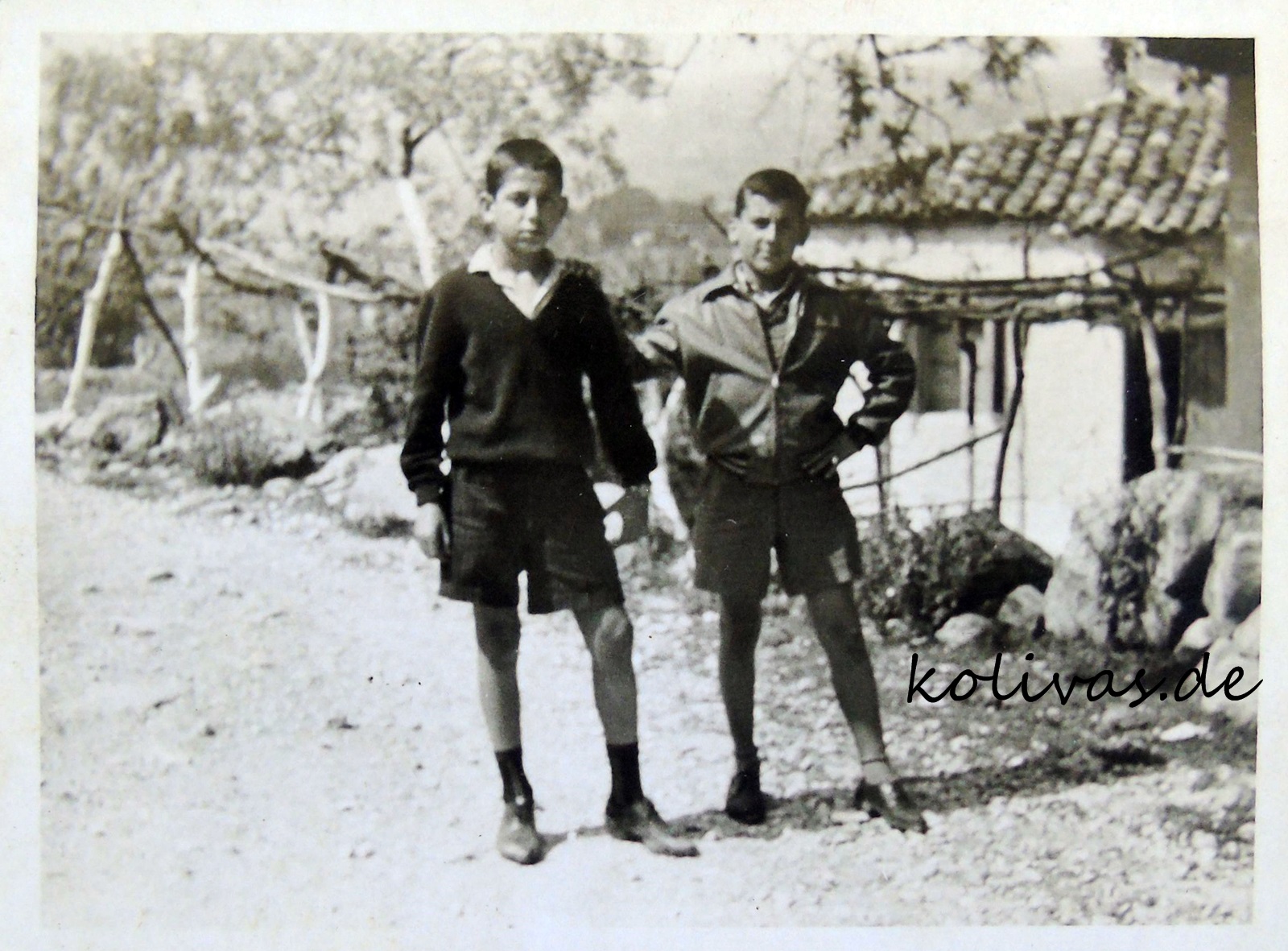 pantelonakia_kolivata_Alexandrou