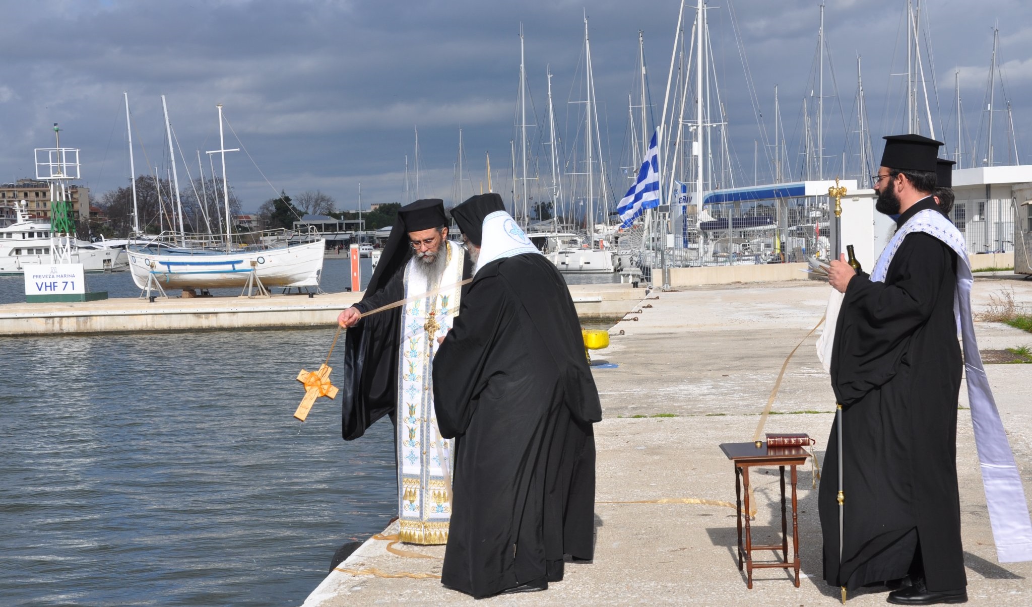 2_agiasmos_ydaton_preveza