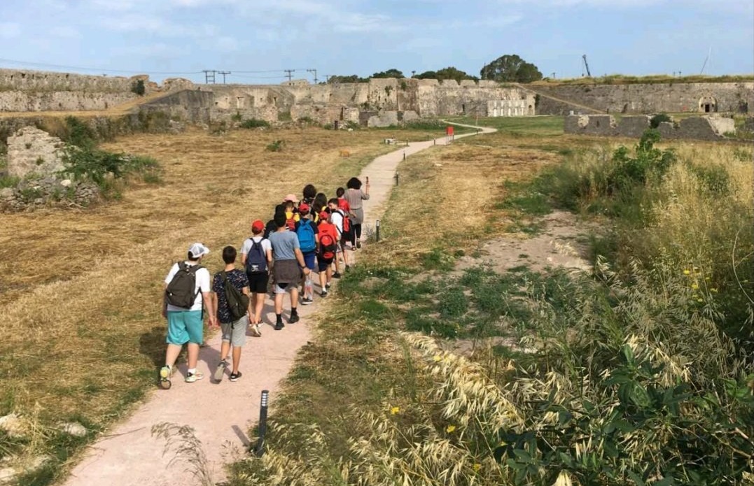 1_kastro_Agias_Mavras