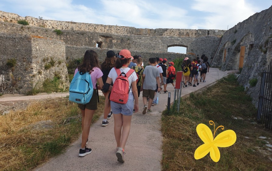 2_kastro_Agias_Mavras