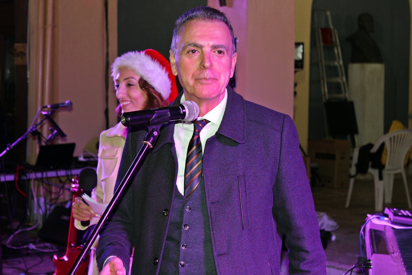 1_epimelitirio_xristougenniatiki_ekdilosi