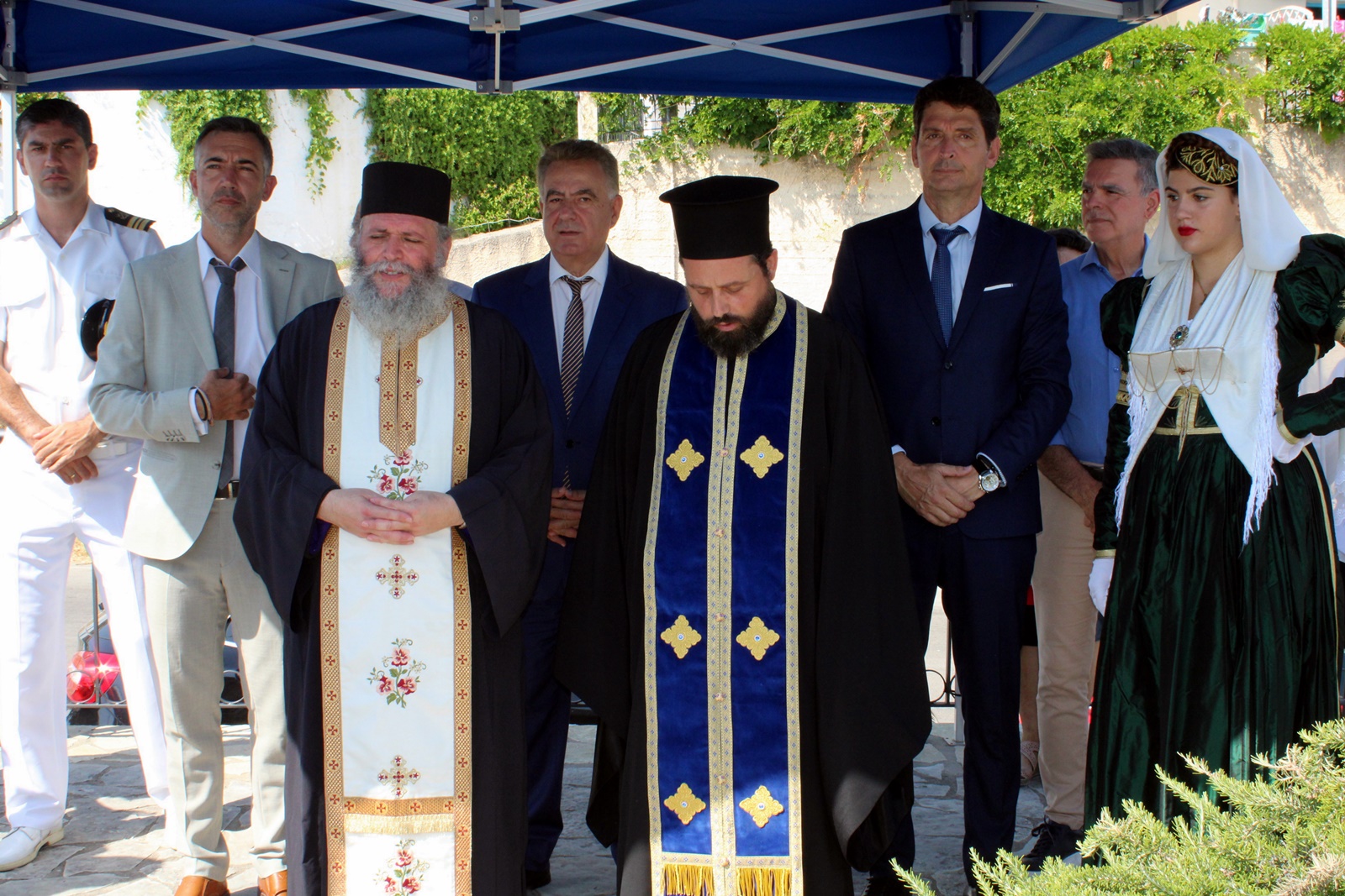 28_ekdiloseis_mnimis_timis