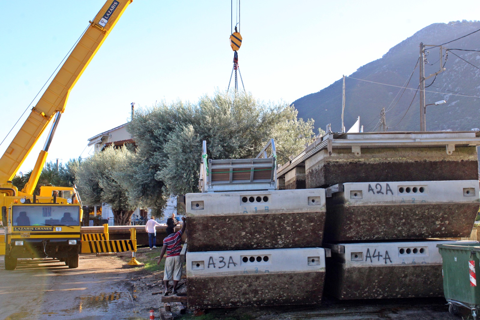 2_limani_nikianas_exedres