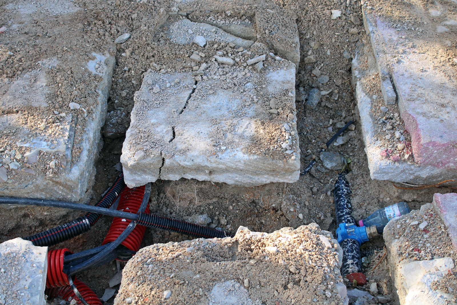 5_limani_nikianas_exedres