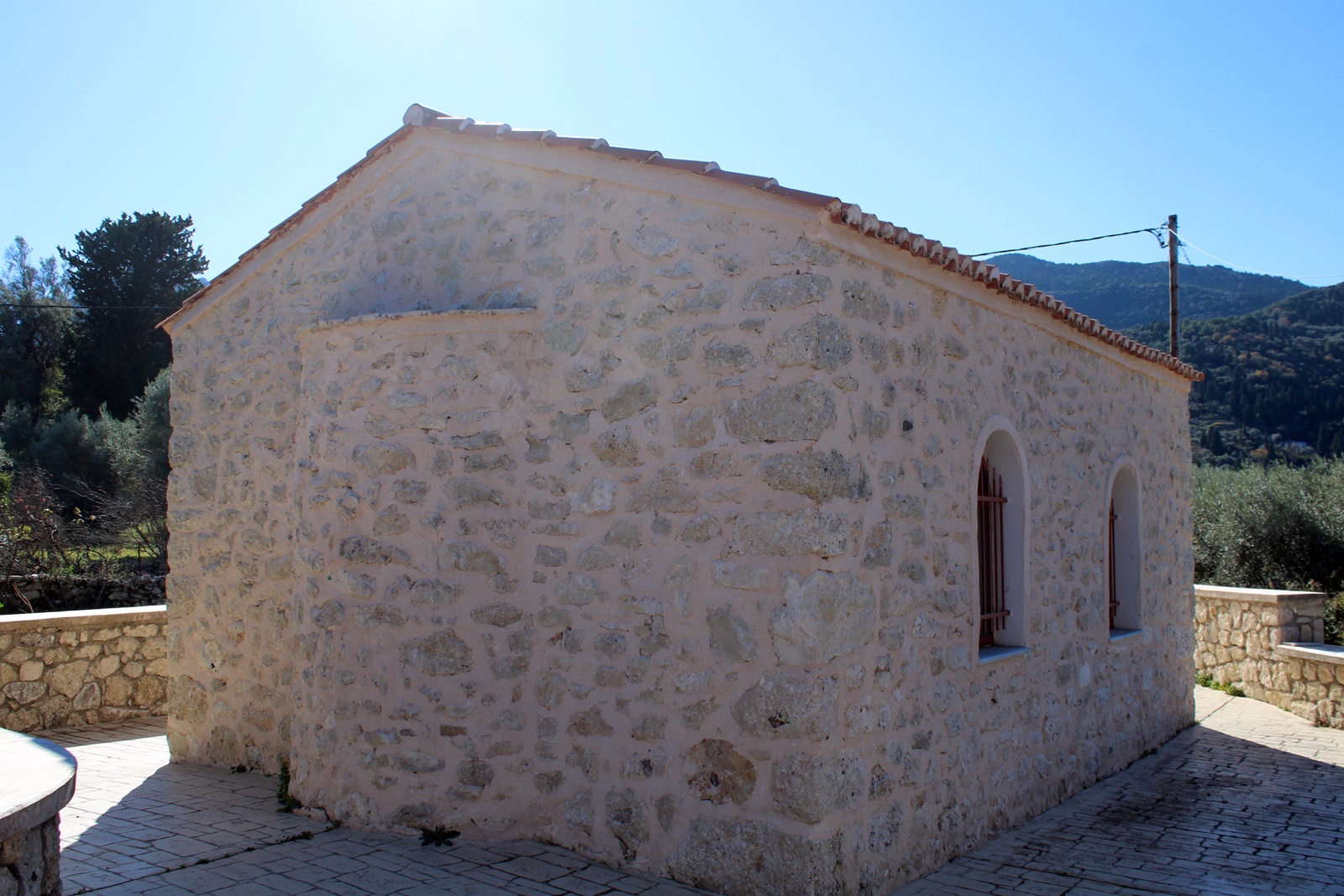 2_agios_nikolaos_nikiana