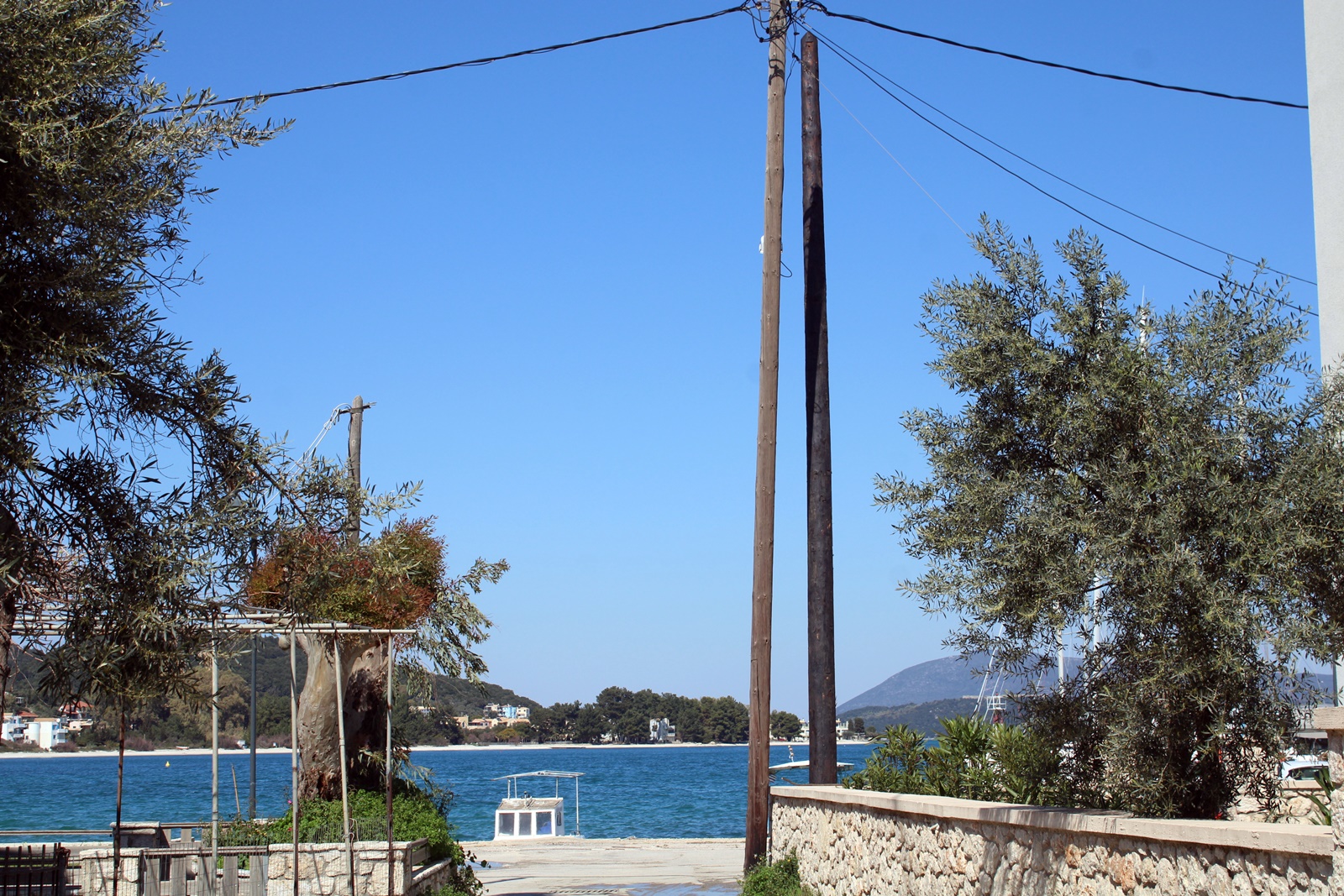 4_stylos_DEH_nikiana