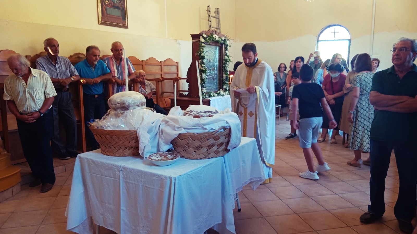 1_eniamera_panagias_xortata