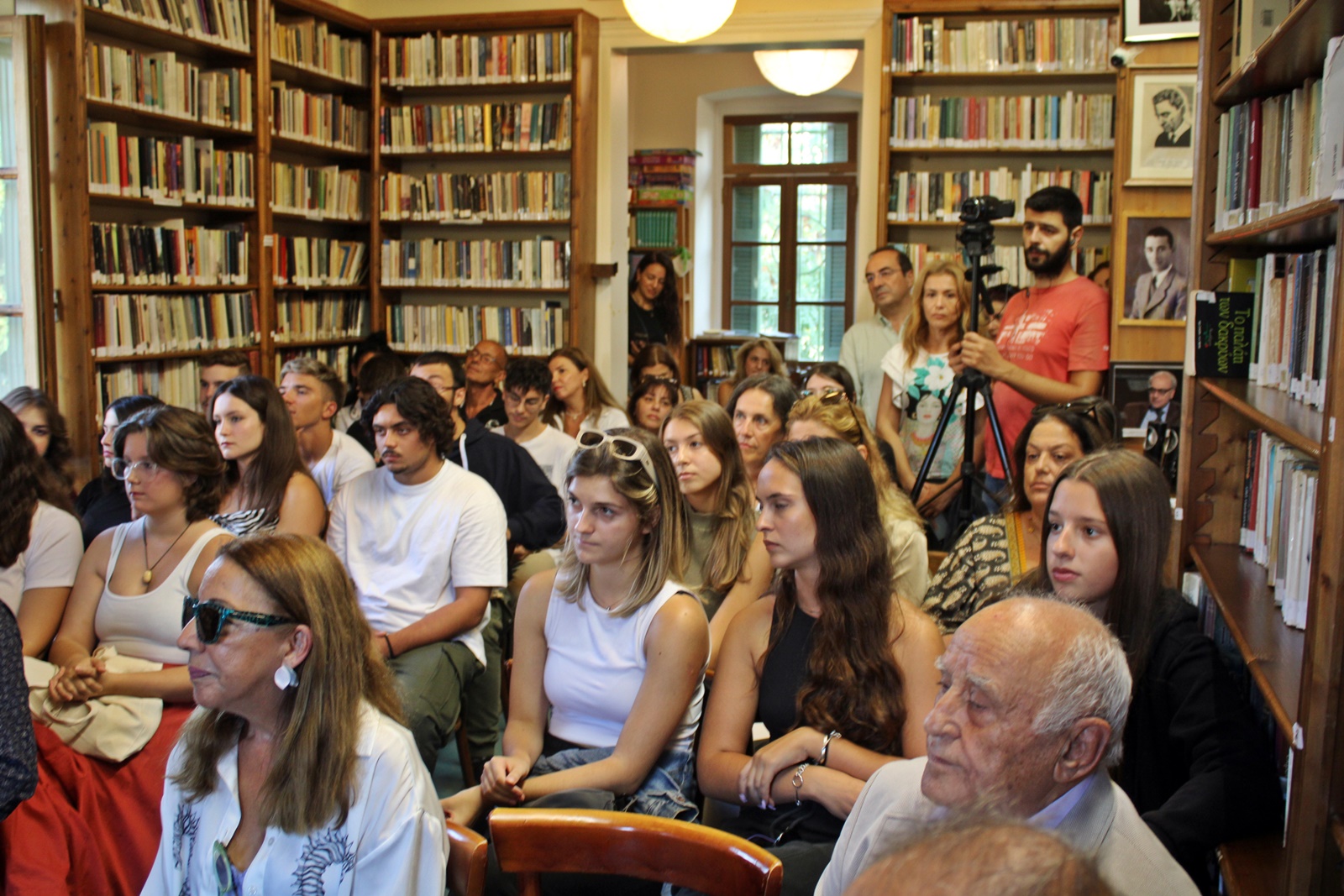 20_vivliothiki_epainoi