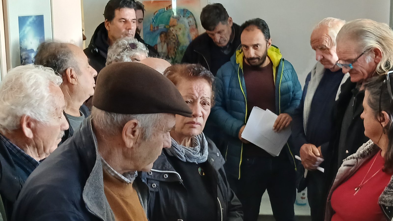 14_sygkentrosi_anepitirita