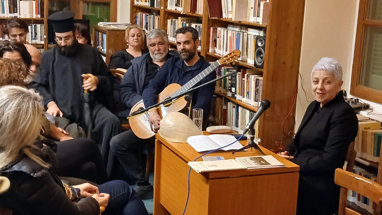 01_noni_stamatelou_vivliothiki