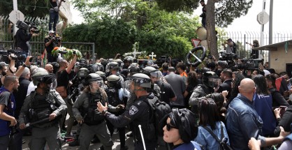 israel-palestinians-journalist-killed-06