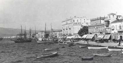 Άποψη_προκυμαίας_με_το_ξενοδοχείο_Κράμμερ_1900