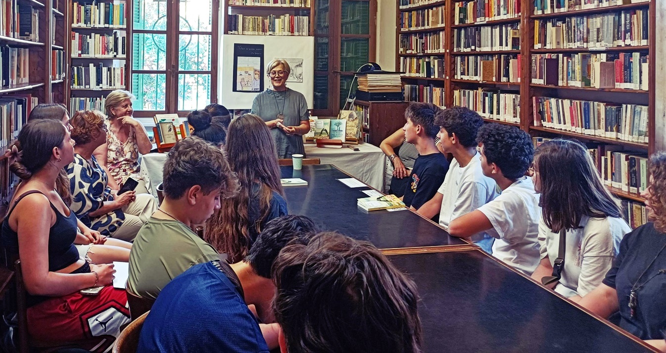 9_vivliothiki_iounios