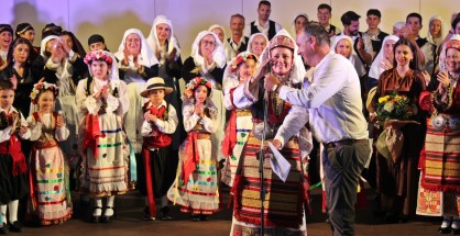 38_nea_chorodia_etisia_parastasi