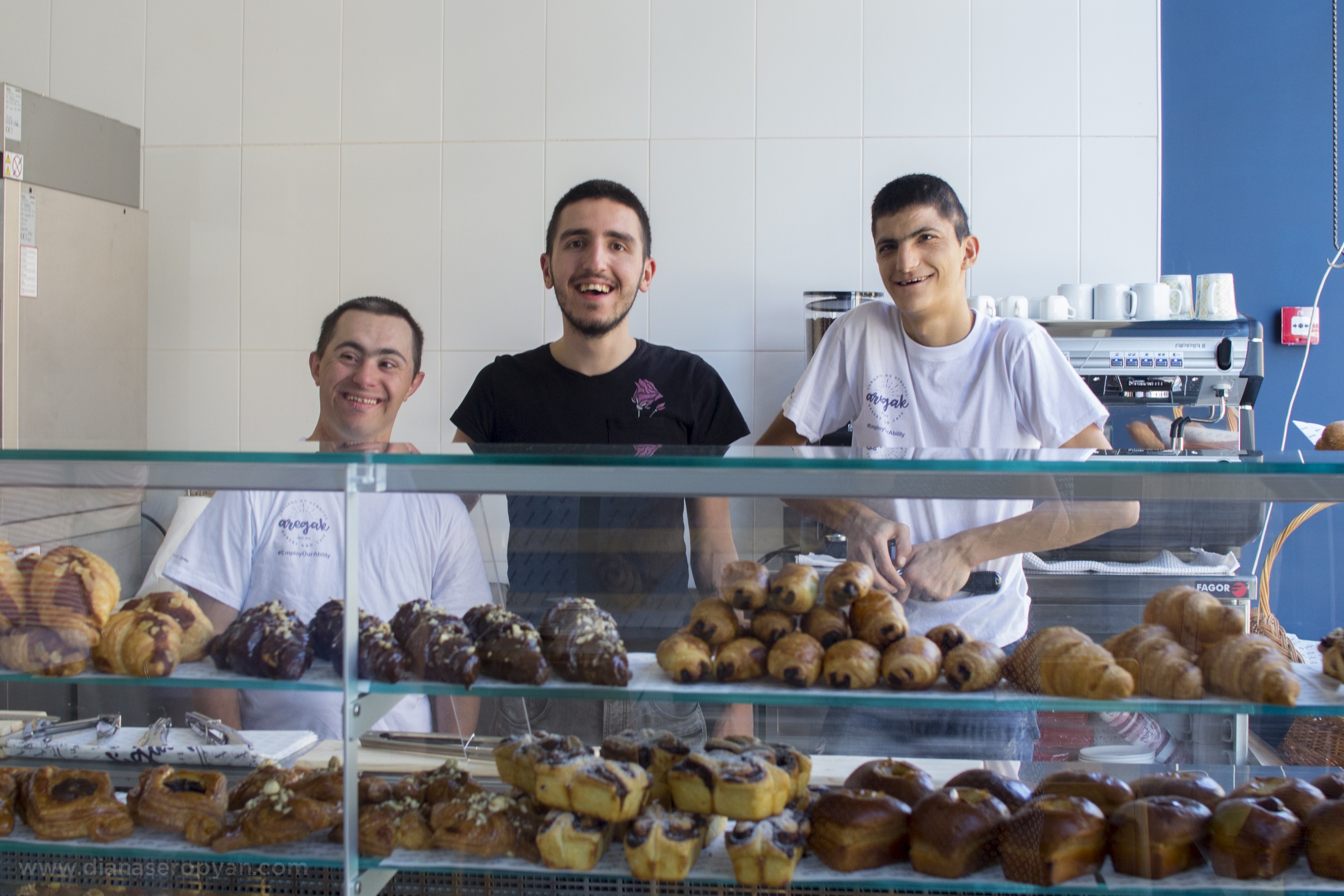 1_Aregak bakery cafe