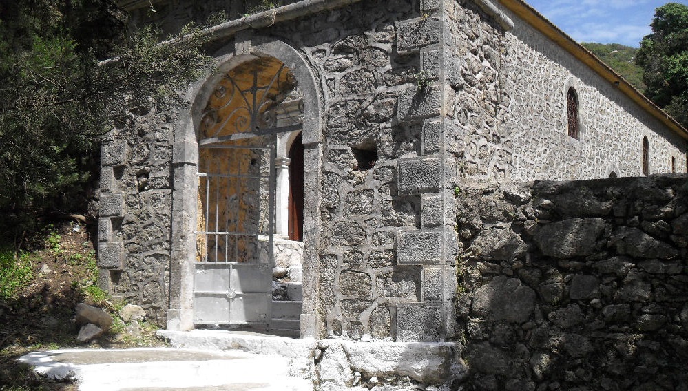 1_naos_Agiou_Nikolaou_Kolivata-1