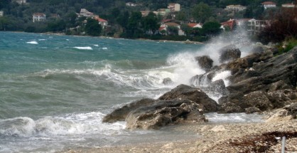 2_thalassotarixi_nikiana