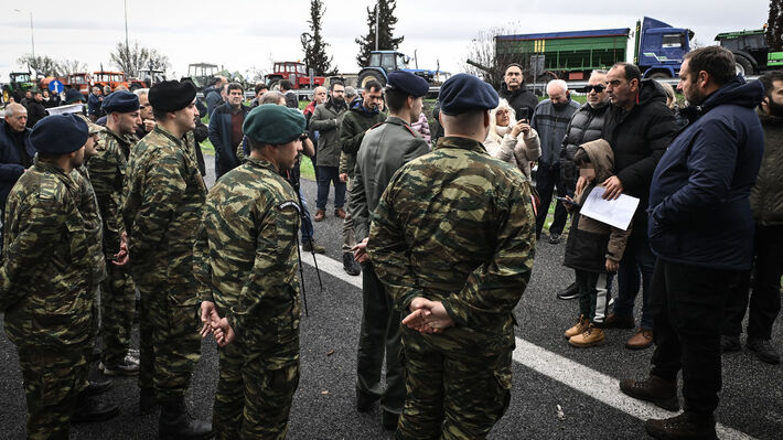 koutsoumpas-mploko-nikaias-13