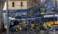 italy-tram-derailment-3