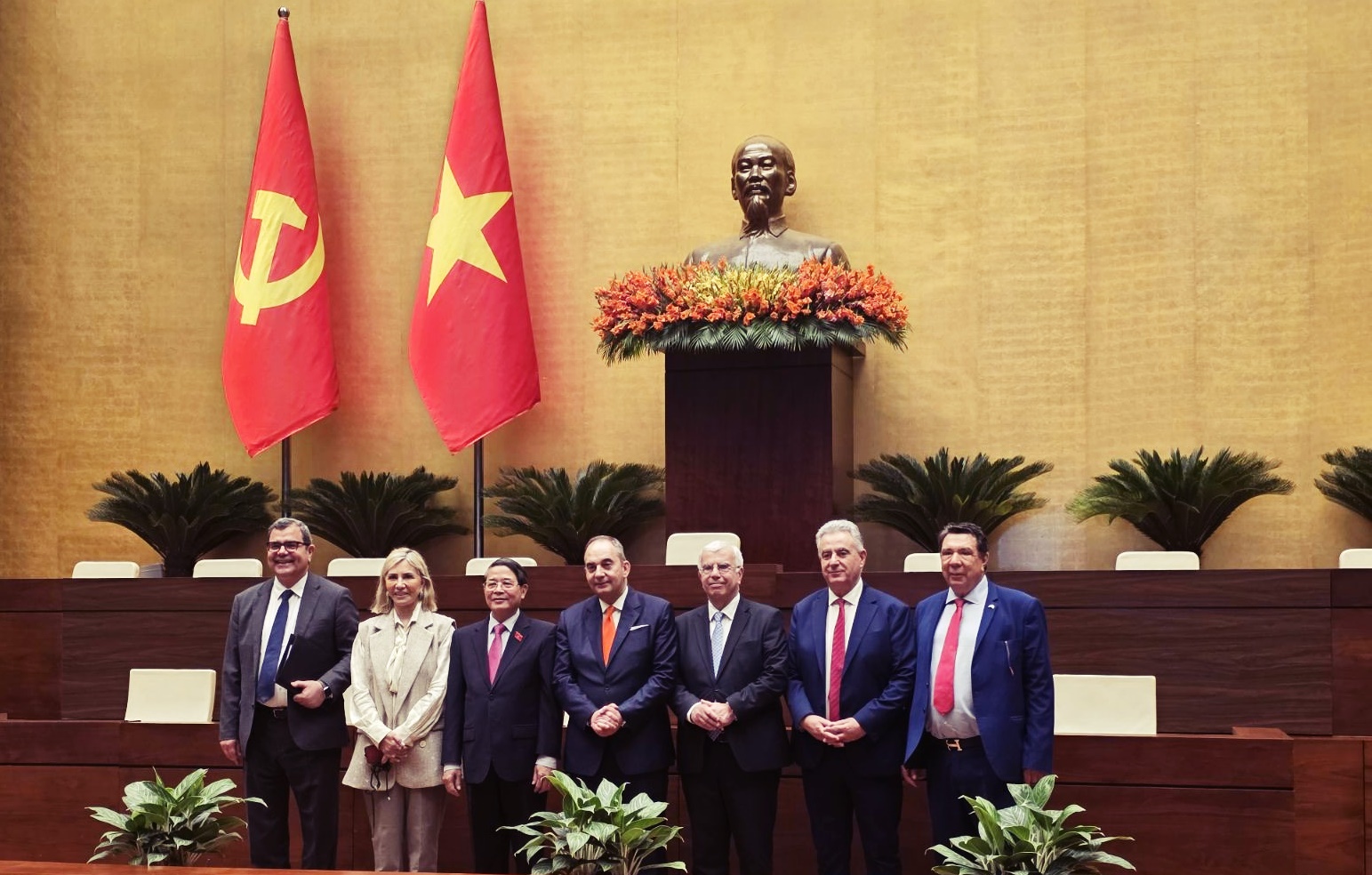 2_040326 ΒΙΕΤΝΑΜ 03