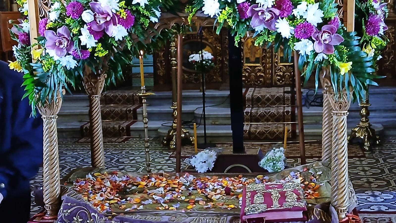 2_epitadios_ag_nikolaou