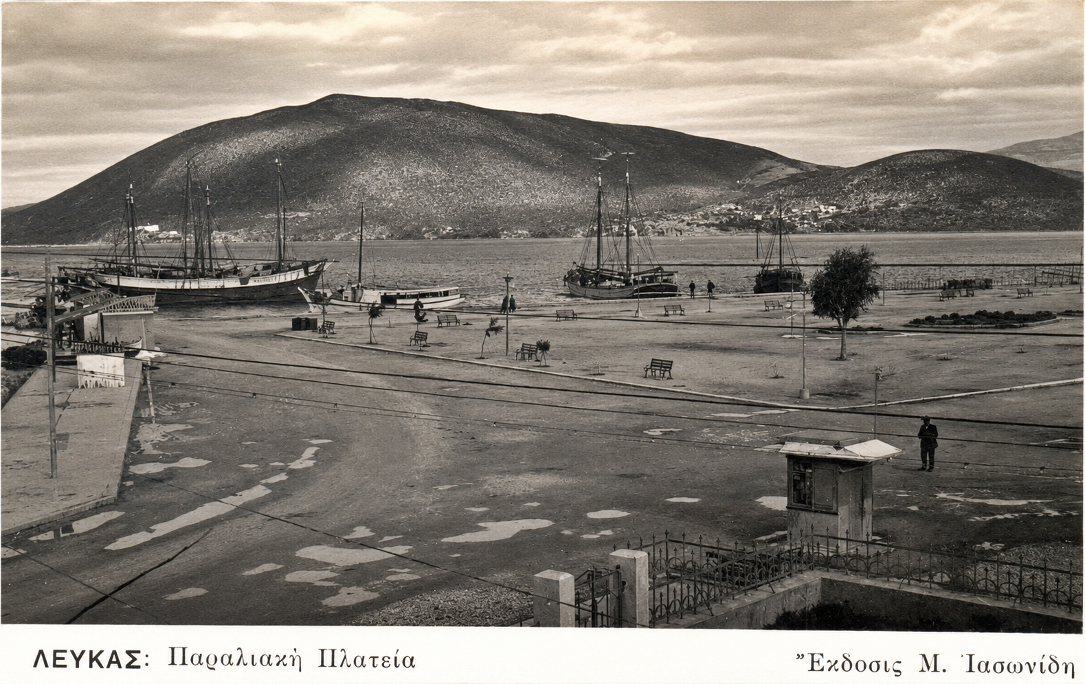 plateia_paralias_iasonidis