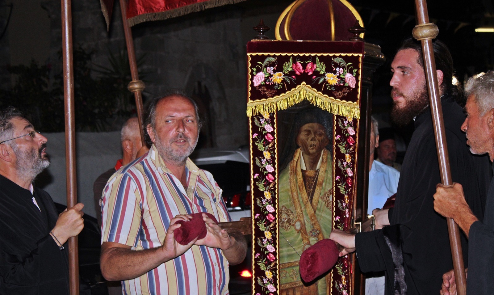8_litaneia_ag_dionysiou